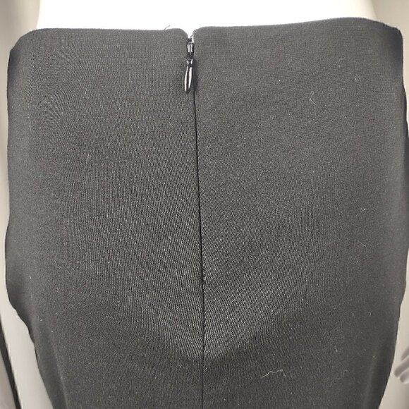 Merona Women's Black Pull On A-Line Stretch Back Zipper & Hook Skirt Size 2 - Picture 4 of 10